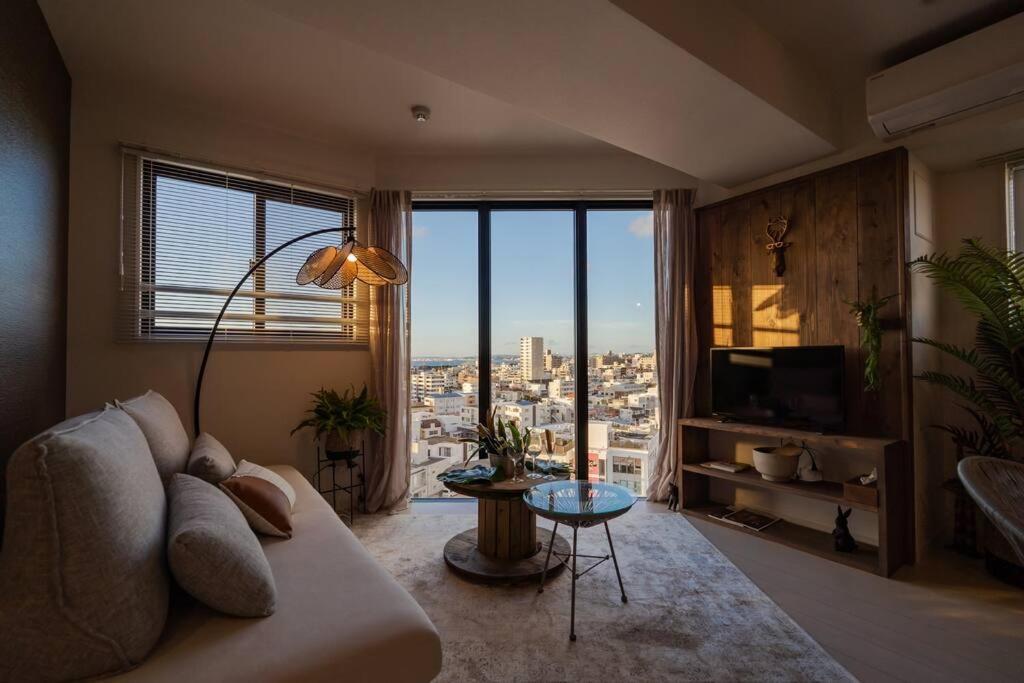 The Penthouse Ginowan Apartment Urasoe Exterior foto