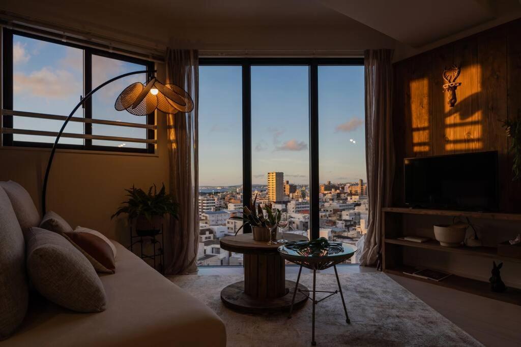 The Penthouse Ginowan Apartment Urasoe Exterior foto