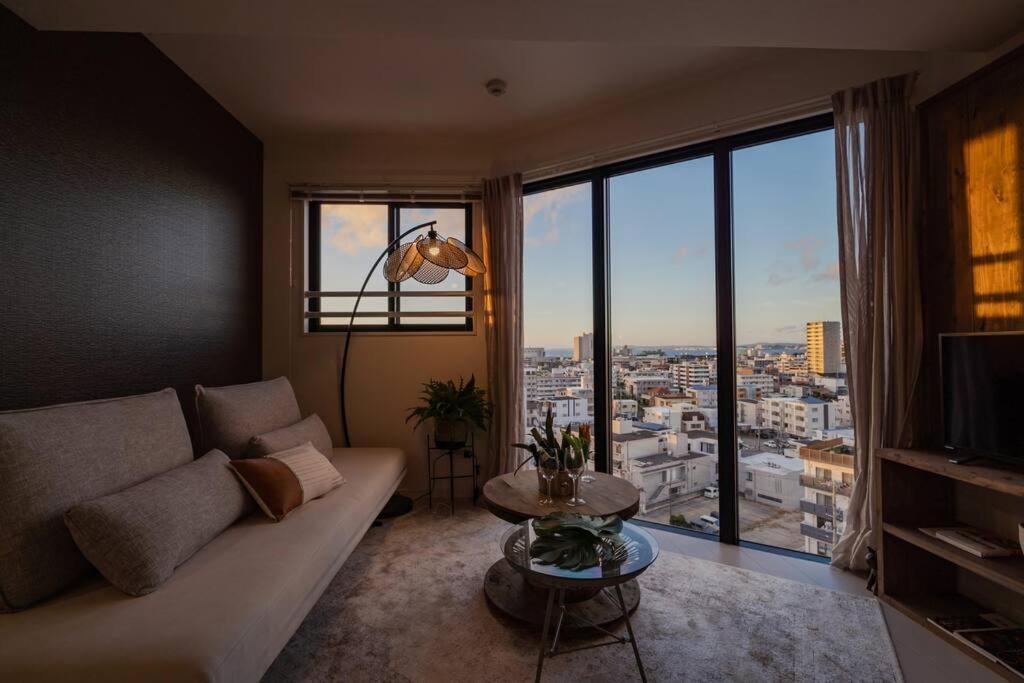 The Penthouse Ginowan Apartment Urasoe Exterior foto